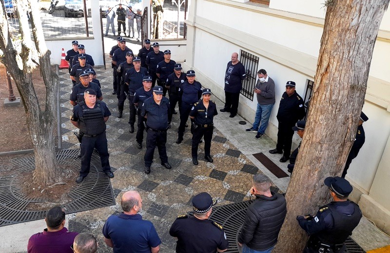 17 guardas civis municipais são promovidos em Araras