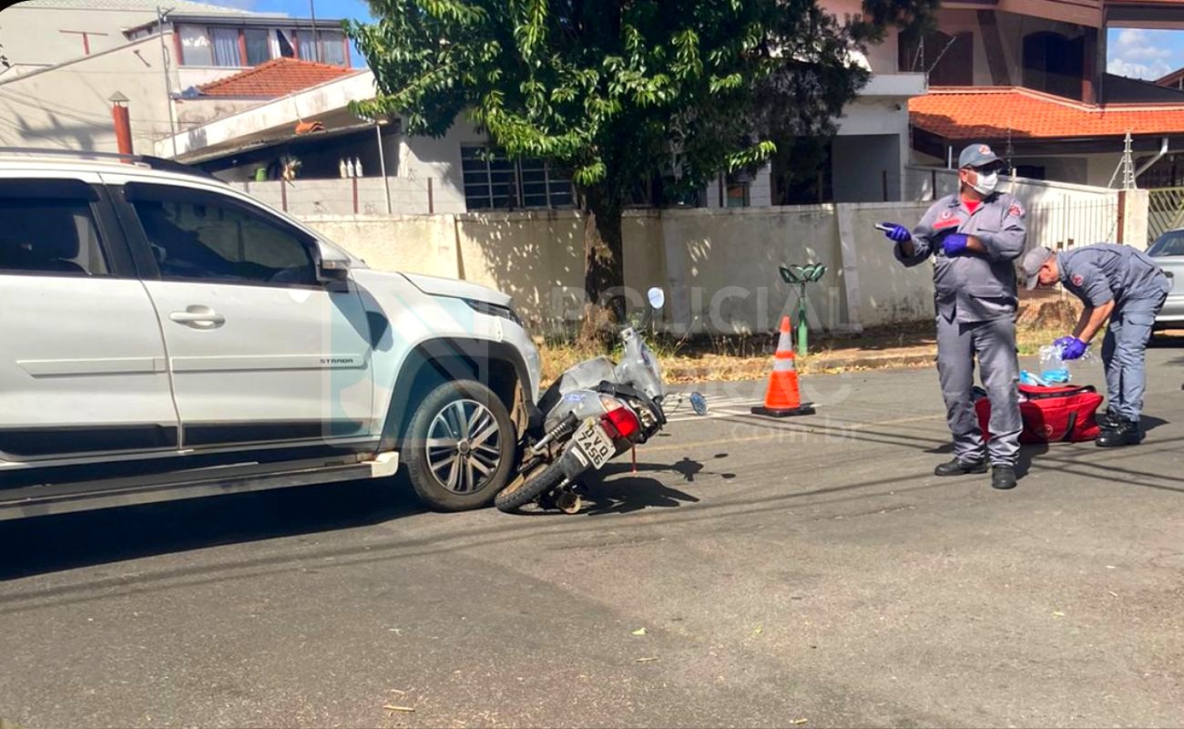Acidente entre carro e moto deixa mulheres feridas em Americana (1)