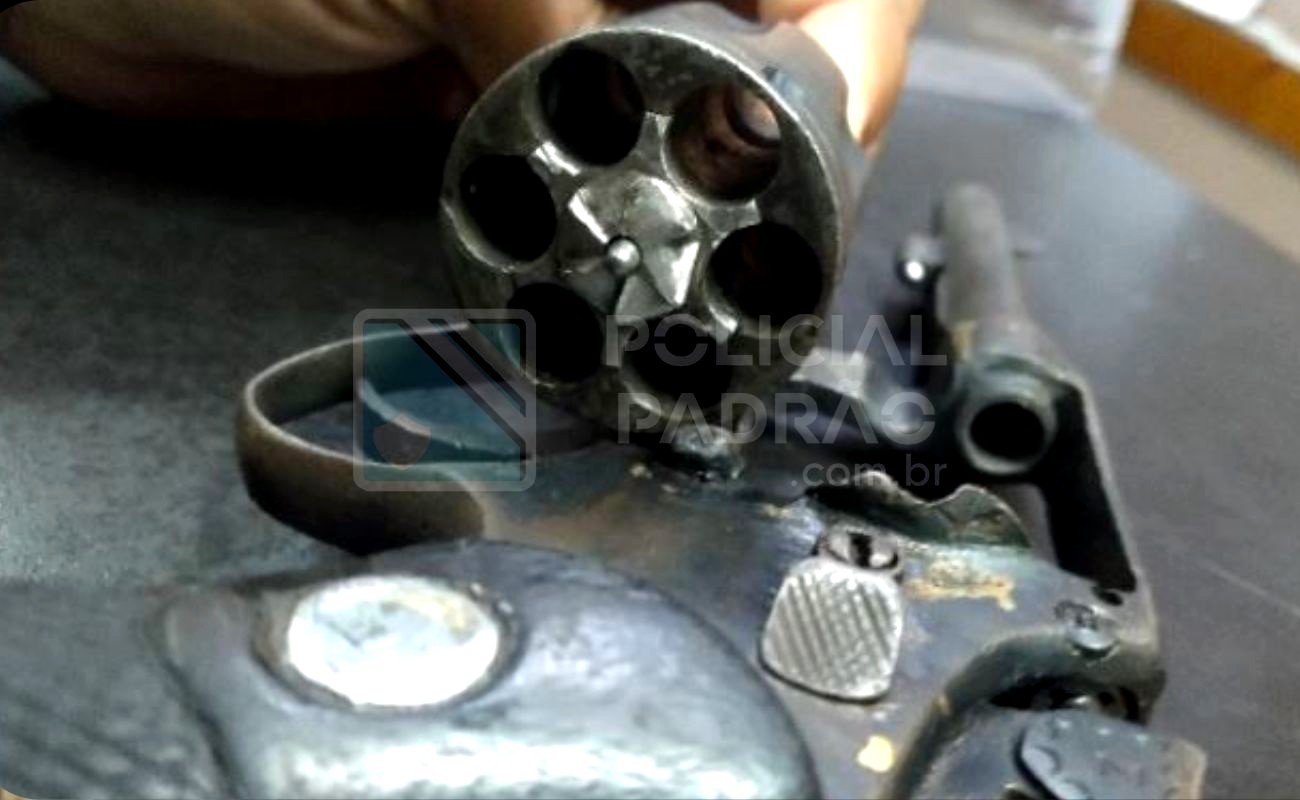 Dupla é detida com armas de fogo ilegais em Rio Claro