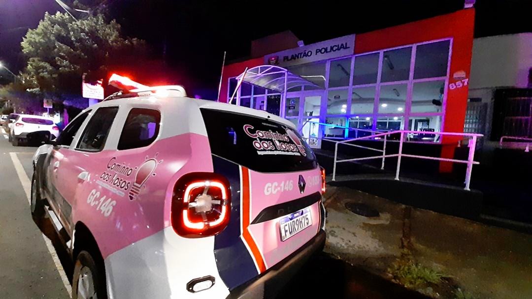 Homem agride ex-mulher na frente dos filhos em Indaiatuba