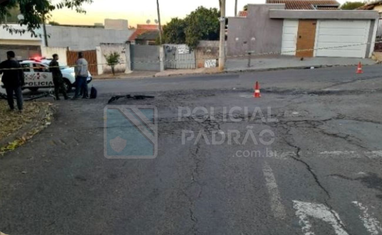 Militar morre atropelado por ônibus em Leme 1