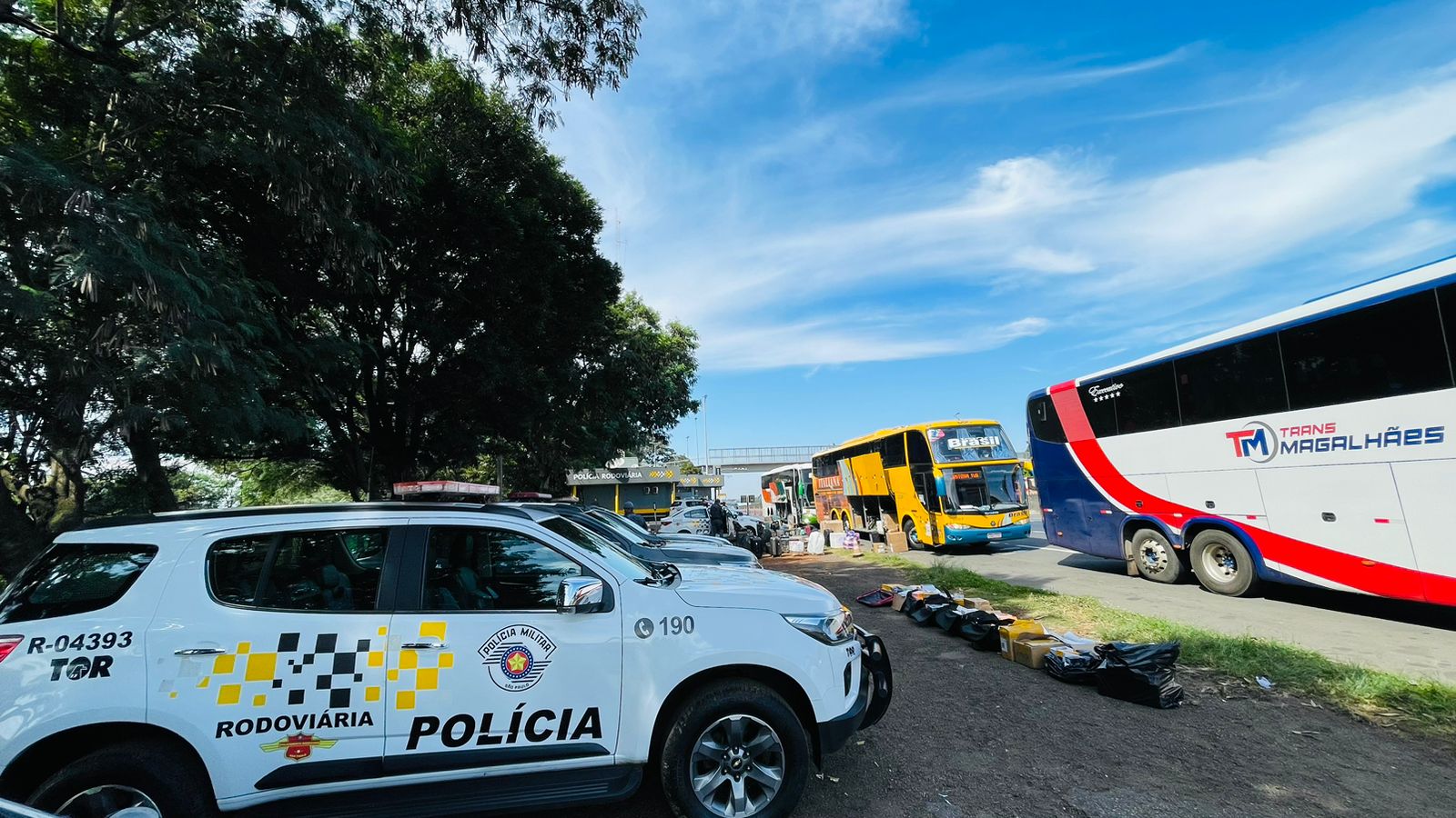 Polícia apreende 494 celulares durante fiscalização em ônibus na Anhanguera