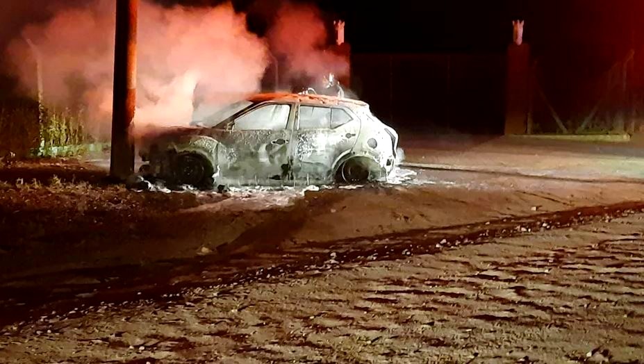 Vítima de roubo é presa em porta-malas de carro em Limeira