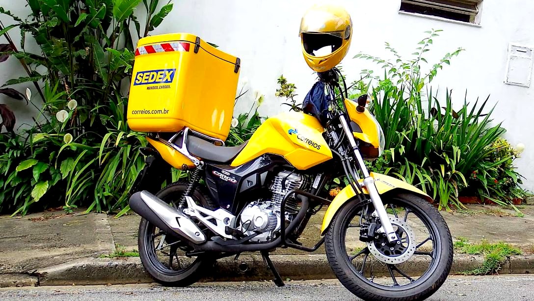 Carteiro tem moto furtada em Monte Mor