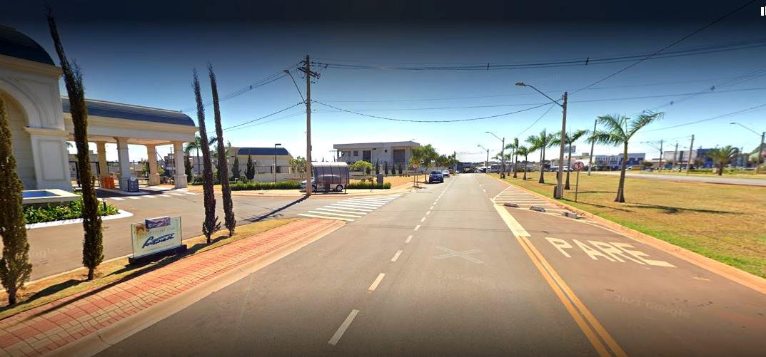 Criminosos roubam duas vítimas em frente à condomínio em Paulínia