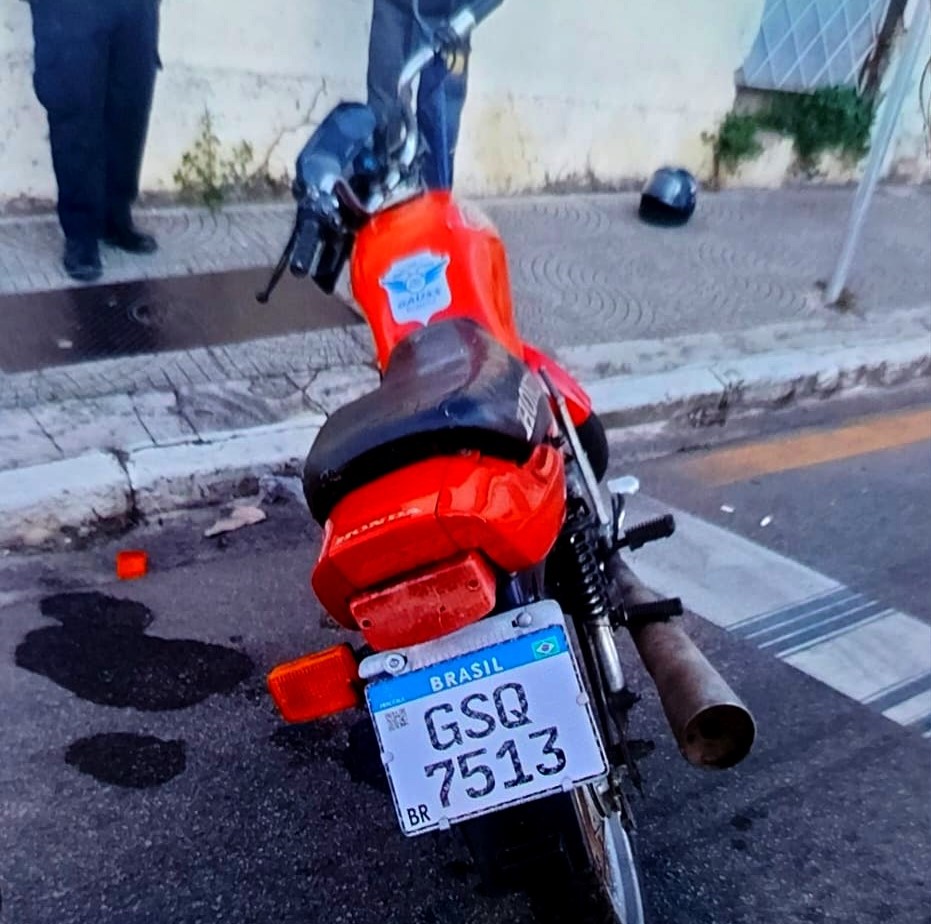 GCM apreende moto com placa artesanal e sem os sinais de identificação em Capivari