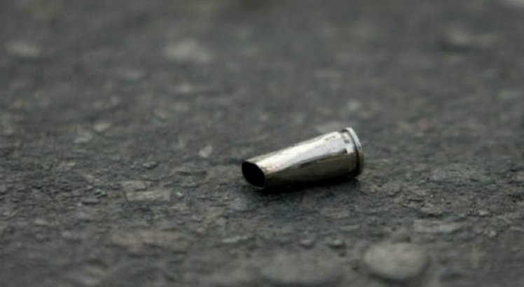 Jovem é atingida por bala perdida em Leme