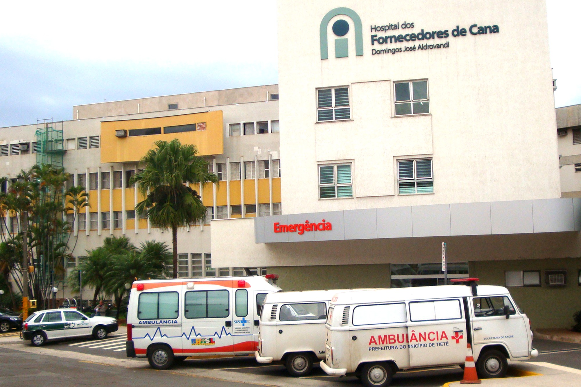Mulher é atropelada por moto em Piracicaba