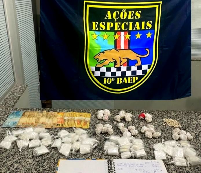 Baep prende traficante com mais de 2 mil porções de drogas