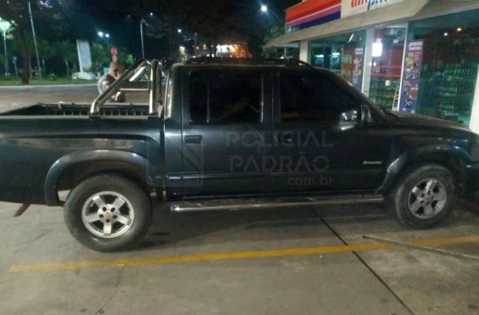 Criança fica em estado grave após ser atropelada por caminhonete 1