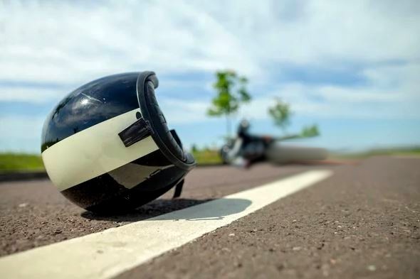 Motociclista morre após bater de frente com caminhão em Araras