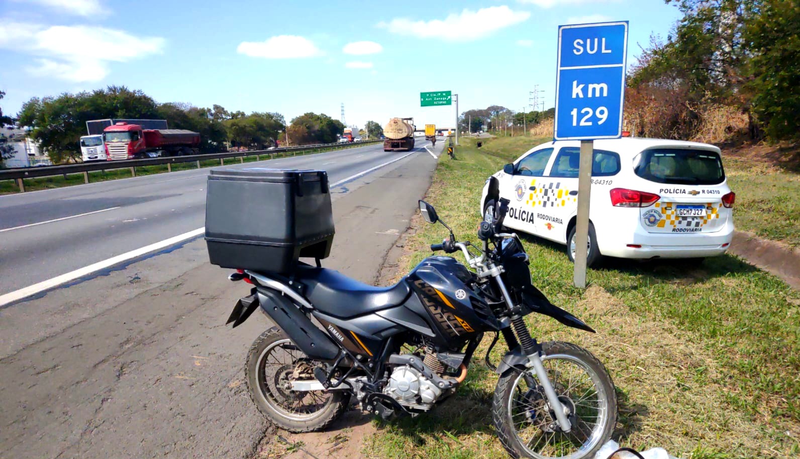 Motociclista morre após bater em defensa metálica da Rodovia Anhanguera em Americana