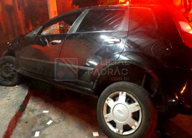 Motorista embriagado atropela dois homens na calçada em Campinas