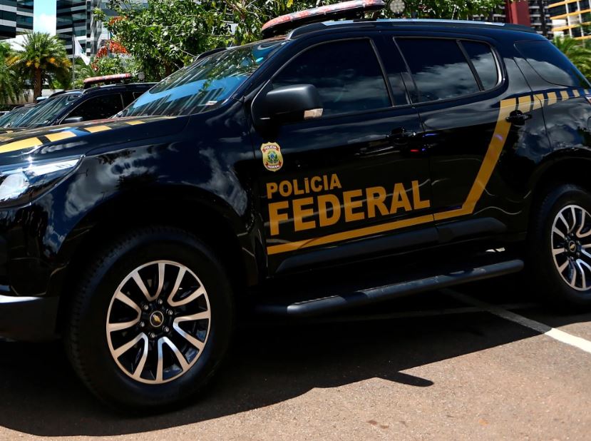 PF faz buscas na casa de suspeitos de hostilizar Alexandre de Moraes