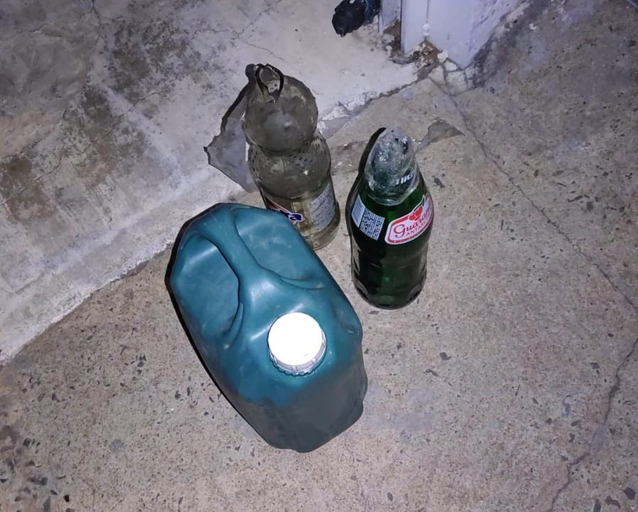 Polícia detém homem com garrafas de coquetel molotov em Americana