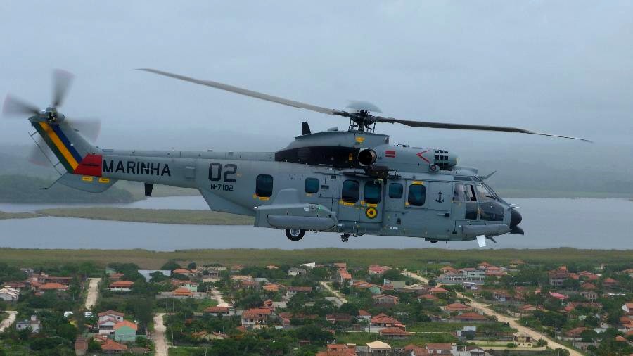Helicóptero da Marinha cai em área de treinamento em Goiás e dois militares morrem