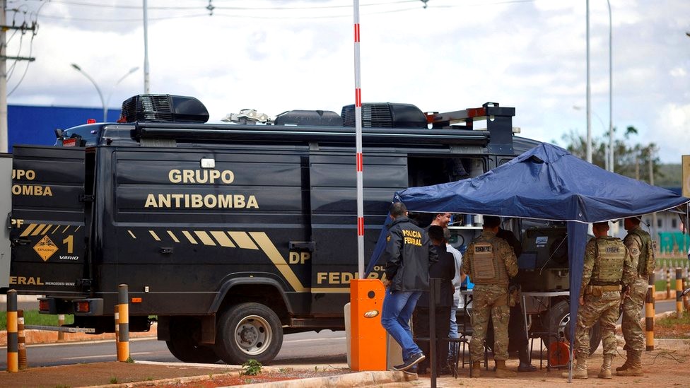 Justiça condena homem que tentou explodir bomba em Brasília