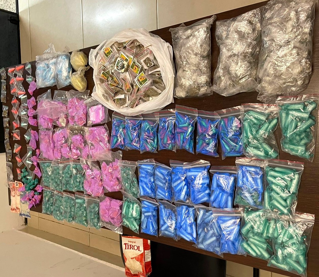 PM prende traficante e apreende mais de mil porções de drogas em Sumaré