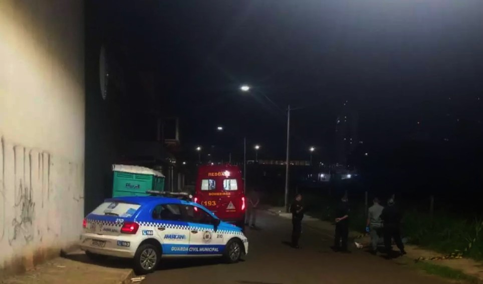 Homem morre esfaqueado no Centro de Americana