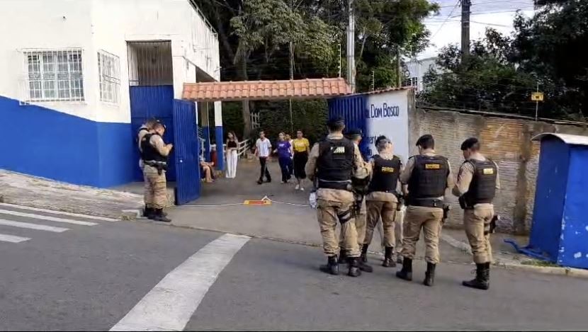 Adolescente morre após ser esfaqueado durante ataque a escola em MG