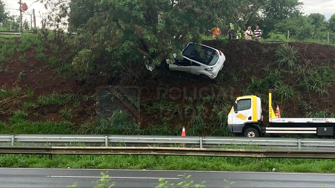 Jovem de 29 anos morre após capotamento na SP-304 em Americana
