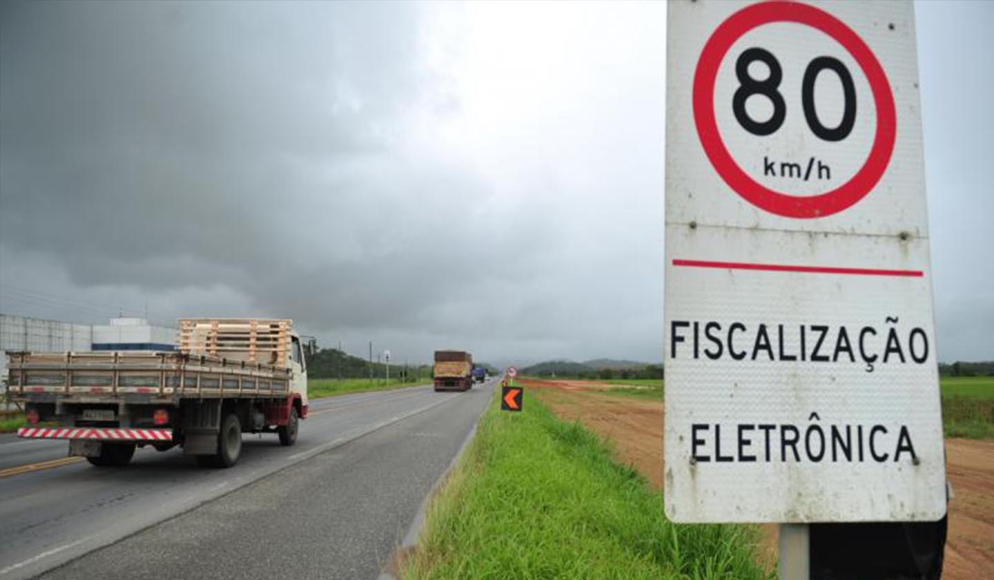 Multas geradas por radar eletrônico sem vistoria podem ser recorridas