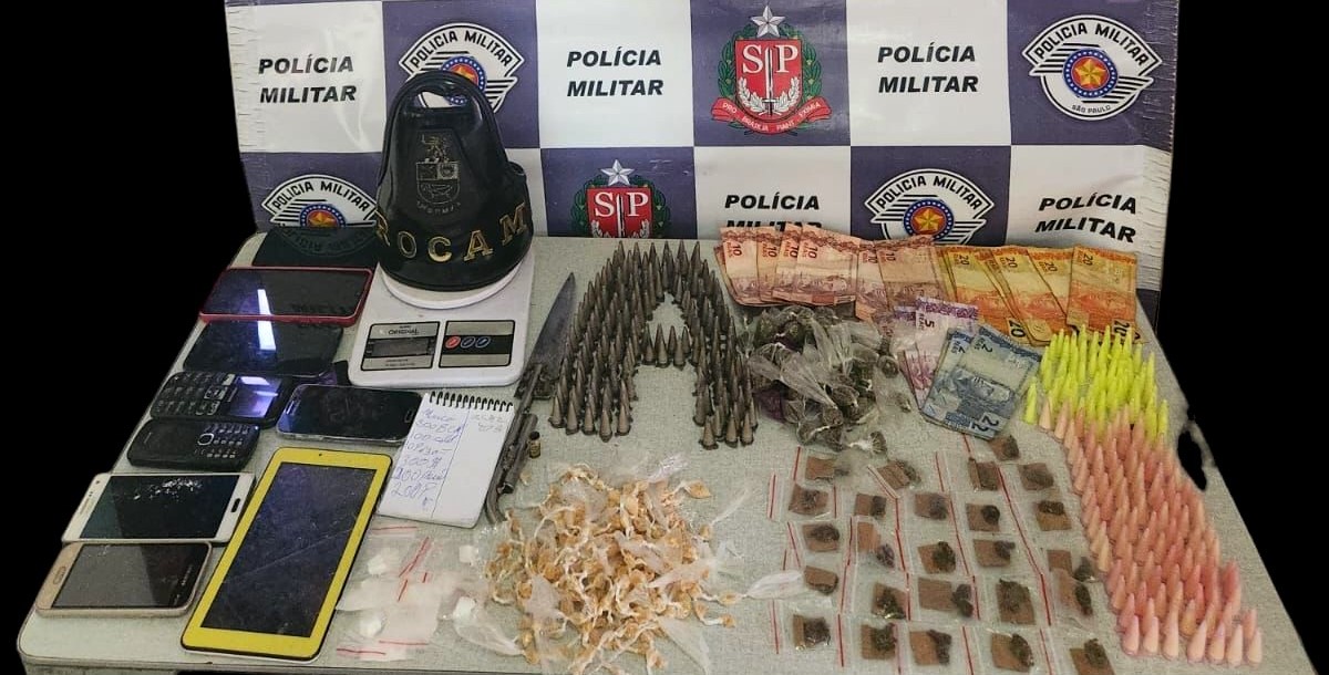 Polícia encontra grande quantidade de drogas em casa de Cosmópolis