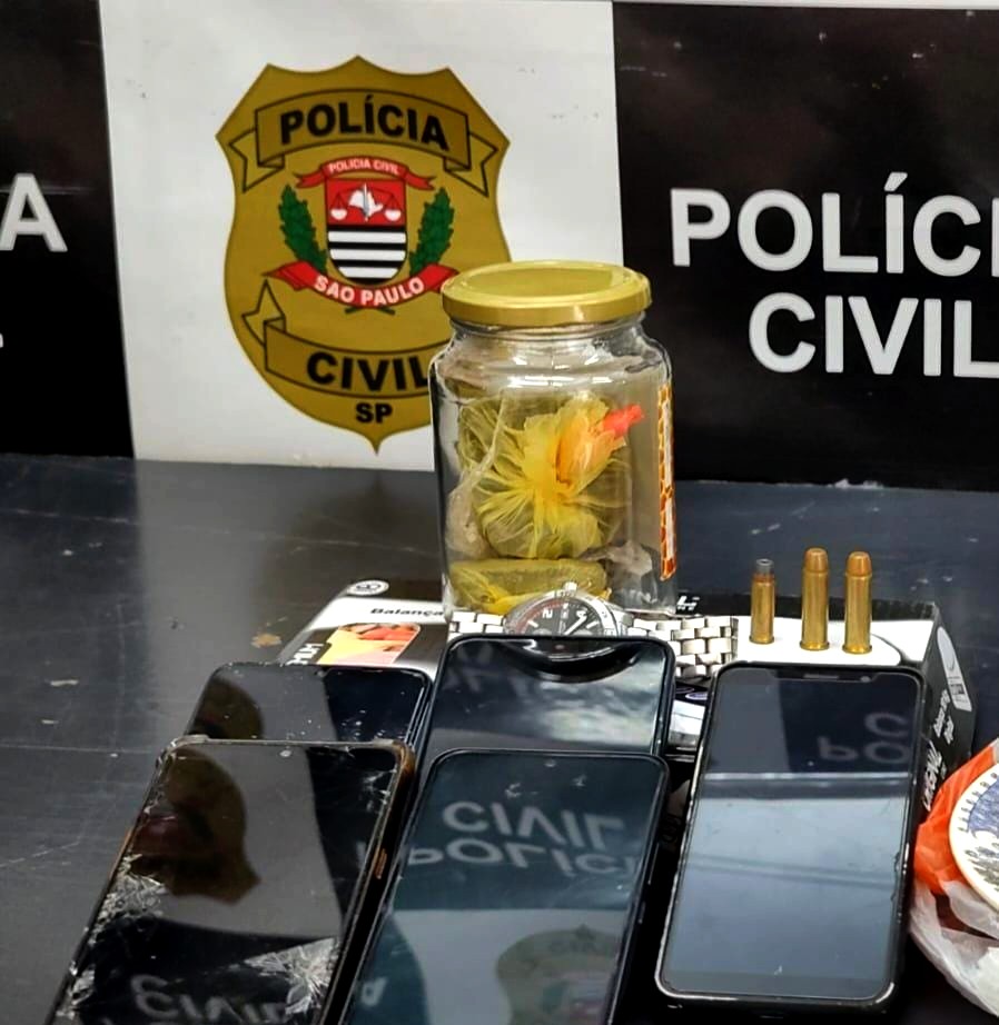 Polícia Civil prende autores de roubo de veículo em Americana