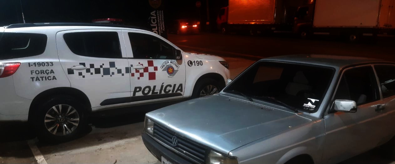 Força Tática recupera carro furtado em Santa Bárbara