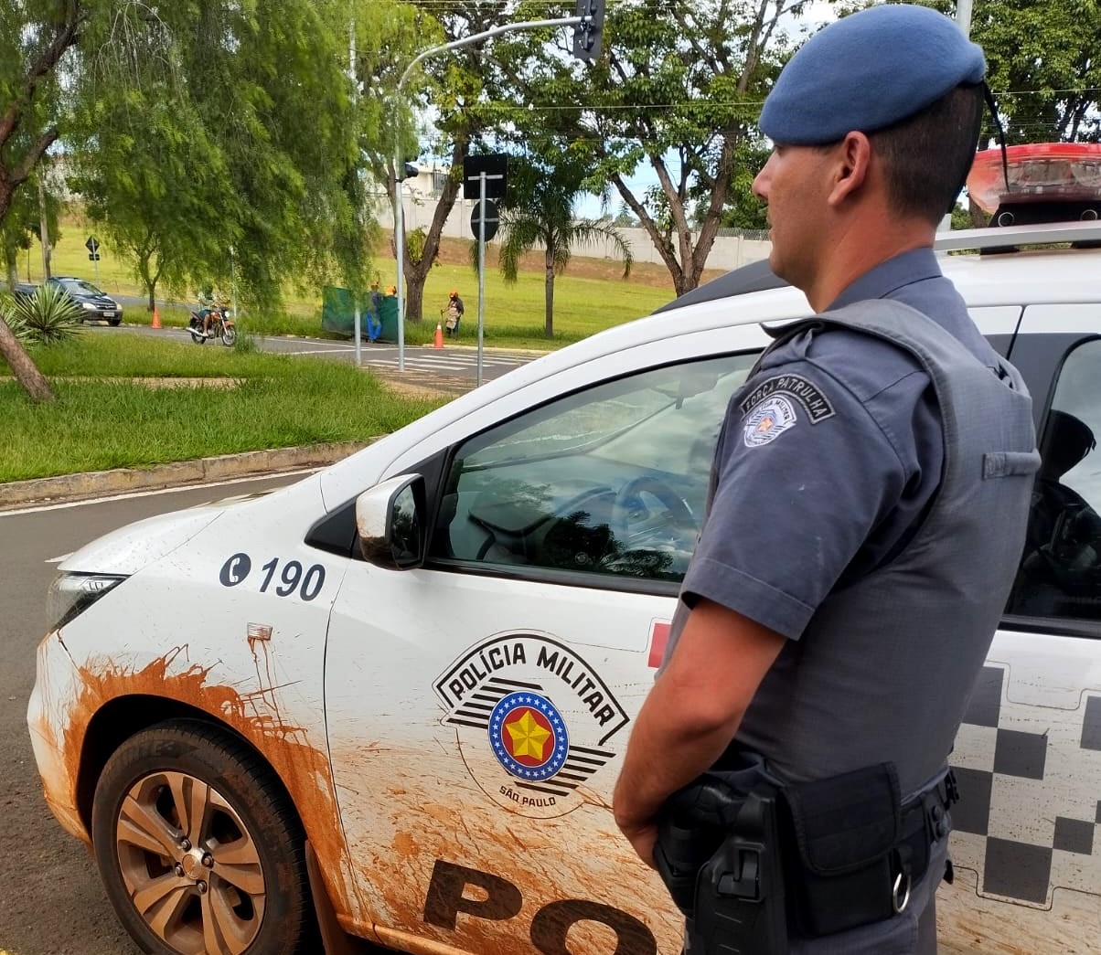 Perseguição a carro roubado tem apoio do helicóptero Águia em Araras