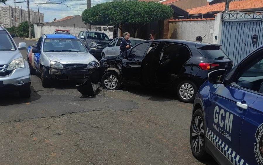 GCM prende homem com carro furtado e arma de fogo em Nova Odessa