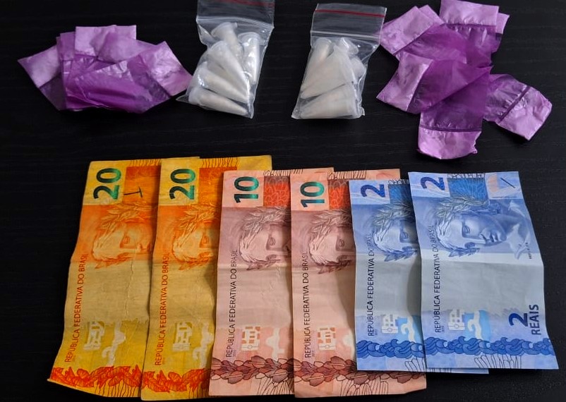 GCM de Nova Odessa prende traficantes e apreende 84 porções de cocaína 1