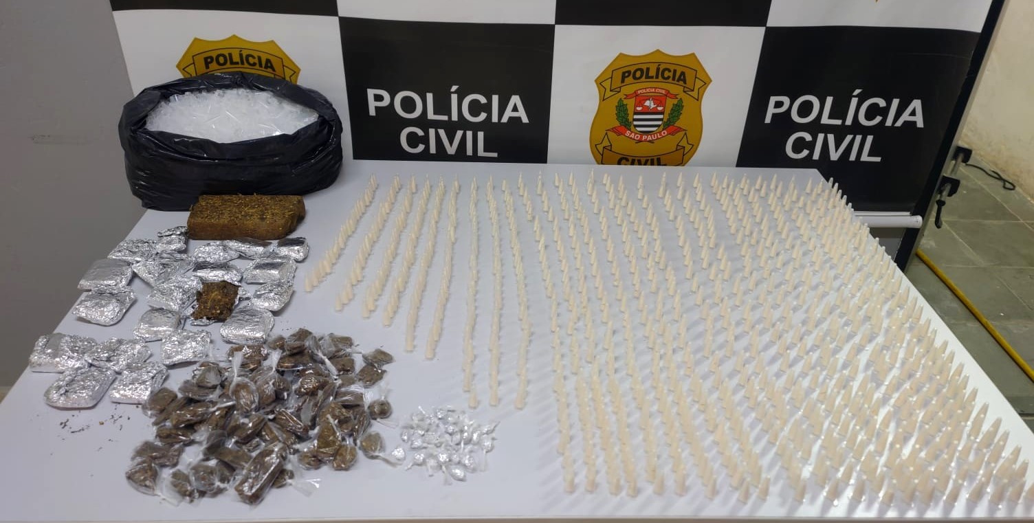 Polícias de Campinas apreendem mais de 1.200 porções de drogas