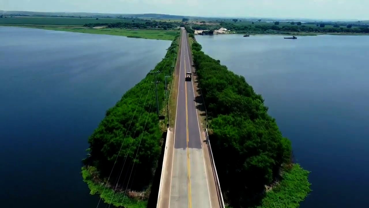 Caminhoneiro é assaltado em rodovia de Santa Maria da Serra