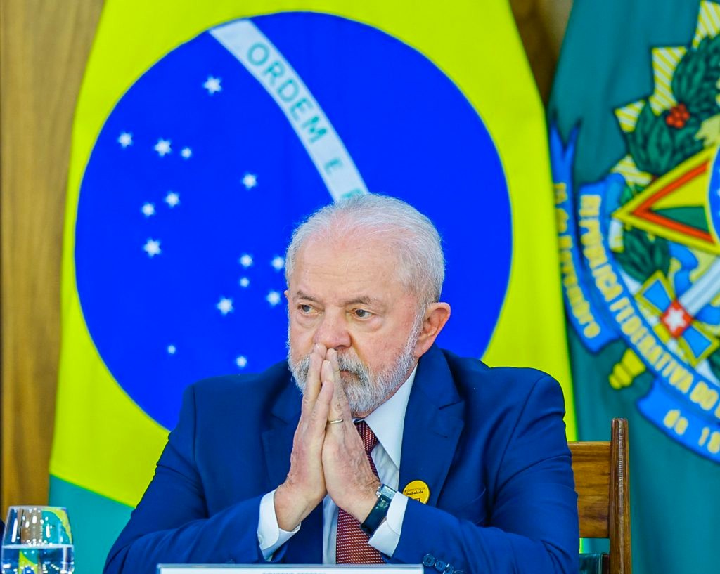 Lula veta projeto que proíbe saidinha de presos