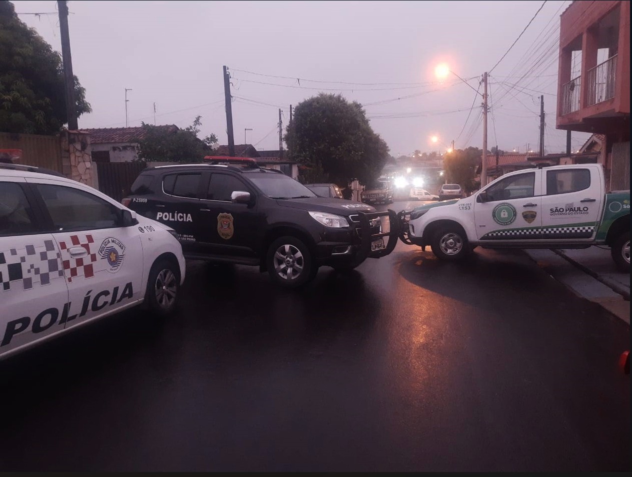 Polícia Civil prende três suspeitos de homicídio em São Pedro