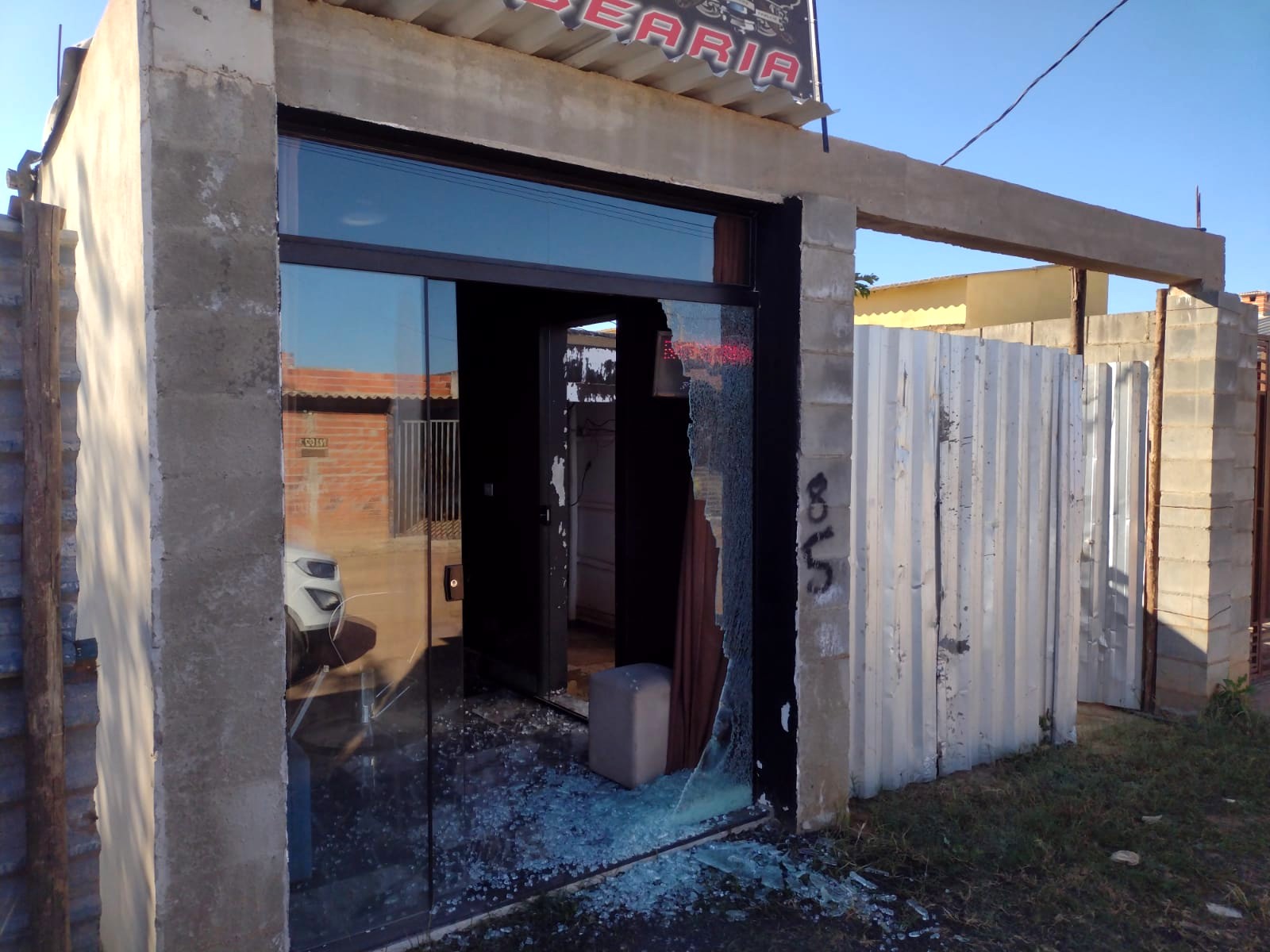 Barbearia é alvo disparos no bairro Monte Verde em Americana