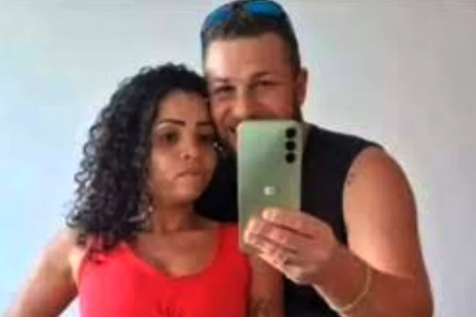 Mulher que cortou pênis do marido e jogou na privada pega 4 anos de cadeia