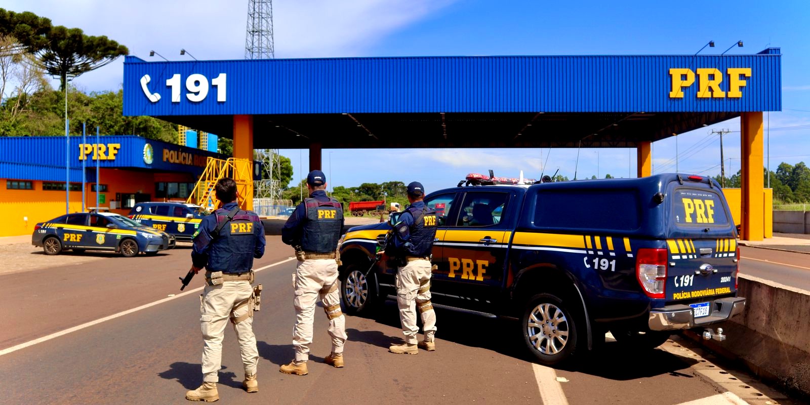 Senado aprova reajuste salarial para PRF e PF