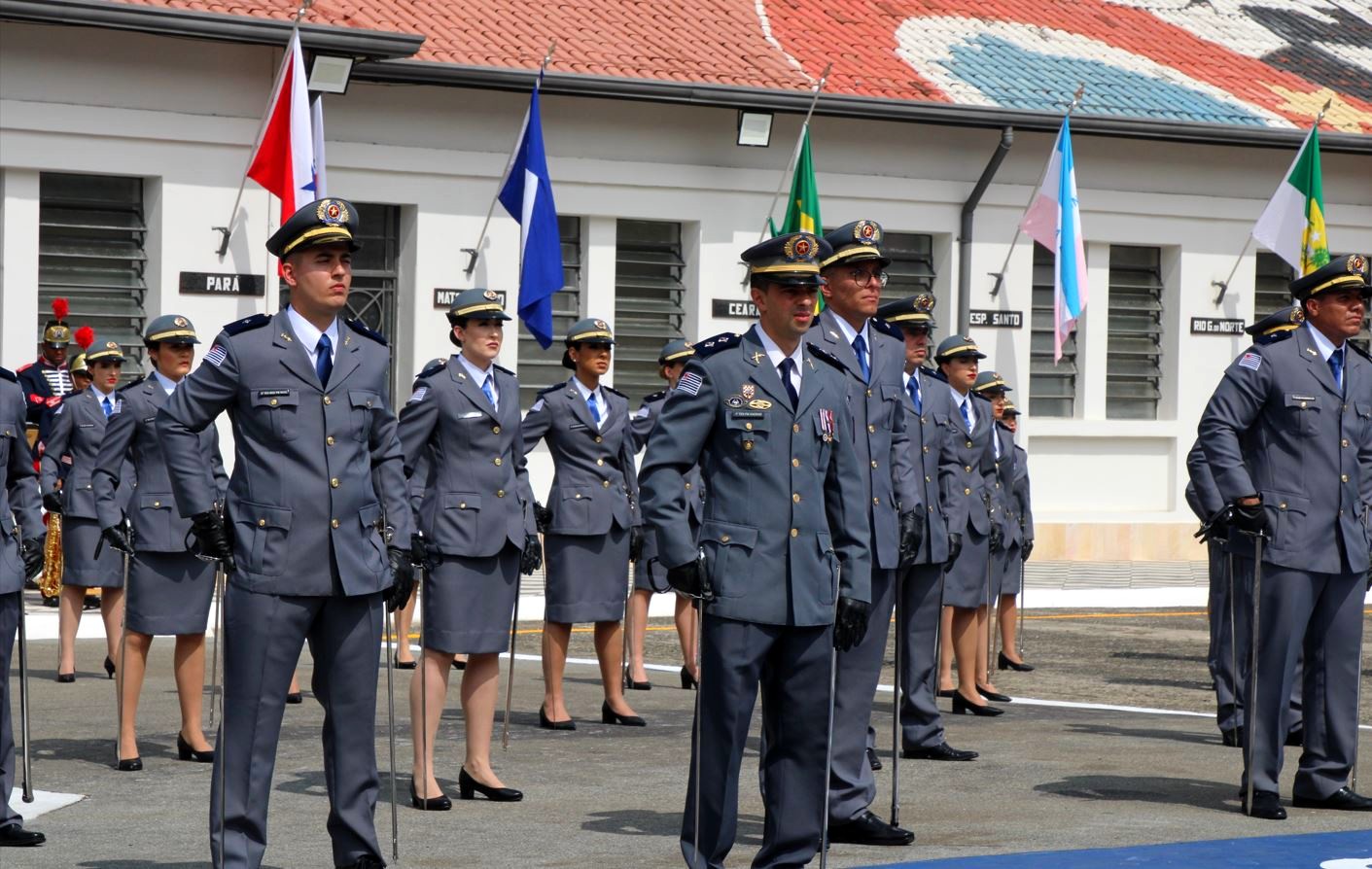 Governo de SP autoriza a contratação de 200 alunos-oficiais da Polícia Militar