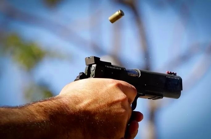 Jovem é baleado ao reagir a assalto em Cosmópolis