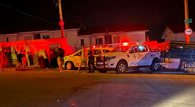 Mulher é morta com tiro no rosto ao tentar defender filho em Indaiatuba