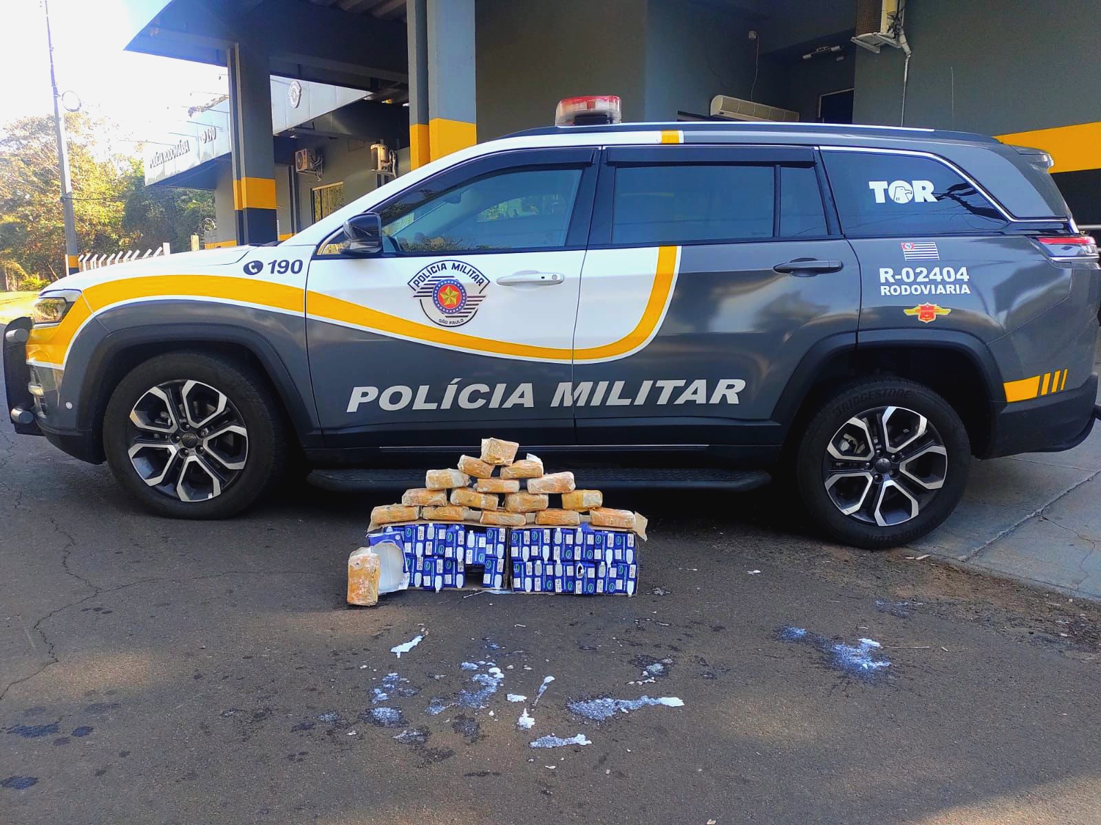 PM Rodoviária flagra passageiro de ônibus com 7 kg de maconha em Penápolis