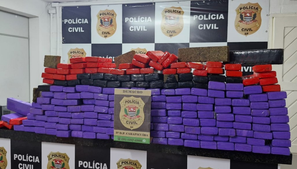 Polícia Civil localiza carro com mais de 200 kg de maconha em Presidente Venceslau