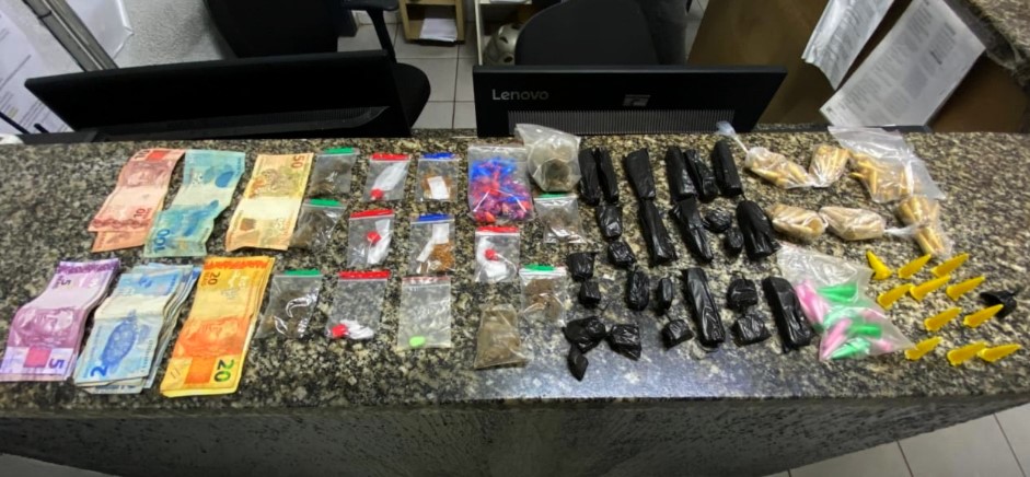 Traficante é preso após cair de telhado em Santo Antônio de Posse
