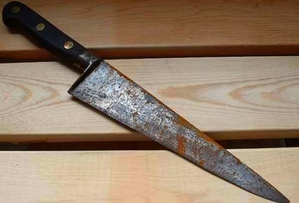 Homem esfaqueia o padrasto para defender a mãe em Artur Nogueira