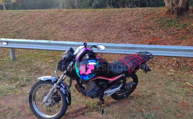Pedestre morre atropelado por moto ao atravessar rodovia em Piracicaba