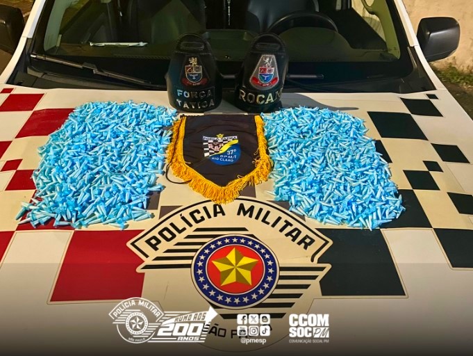 Rocam prende traficante com 1.800 porções de drogas em Rio Claro