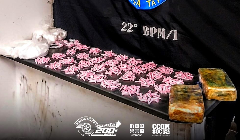 Dupla é detida com 4,5 kg de drogas em Angatuba
