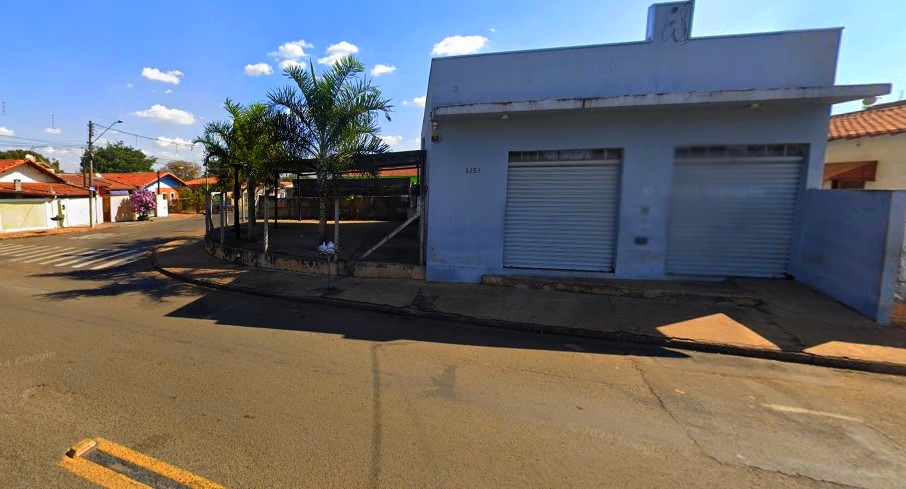 Pedreiro morre atingido por disparos destinados a outro homem em Leme